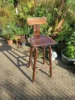 Vintage brutalist barkruk, Huis en Inrichting, Barkrukken, Vo, Gebruikt, 60 tot 90 cm, 1 kruk