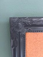 Prikbord met zwarte baroklijst, Ophalen, Zo goed als nieuw