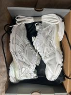 Balenciaga Runner, Ophalen of Verzenden, Zo goed als nieuw, Wit, Sneakers of Gympen