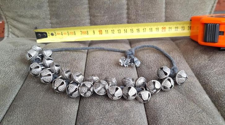 Enkel- of Arm band met belletjes, Sieraden, Tassen en Uiterlijk, Armbanden, Nieuw, Overige materialen, Zilver, Ophalen of Verzenden