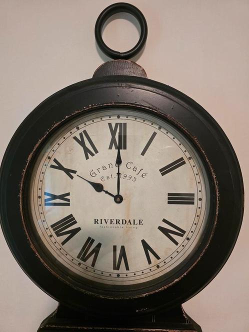 Riverdale staande wand klok, Huis en Inrichting, Woonaccessoires | Klokken, Gebruikt, Staande klok, Ophalen
