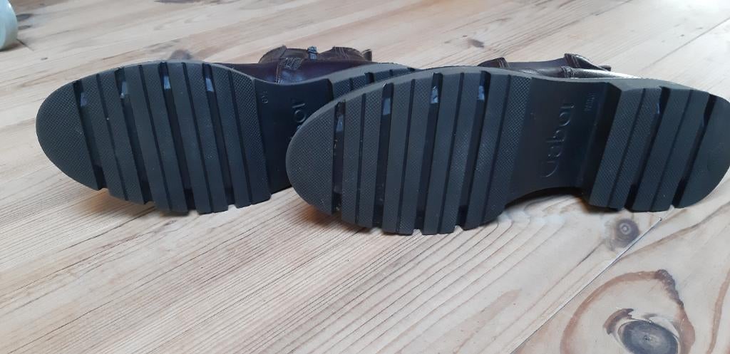 Glanzende, d.bruine, chunky boots maat 40 (6,5), Kleding | Dames, Schoenen, Bruin, Lage of Enkellaarzen, Gabor, Ophalen of Verzenden