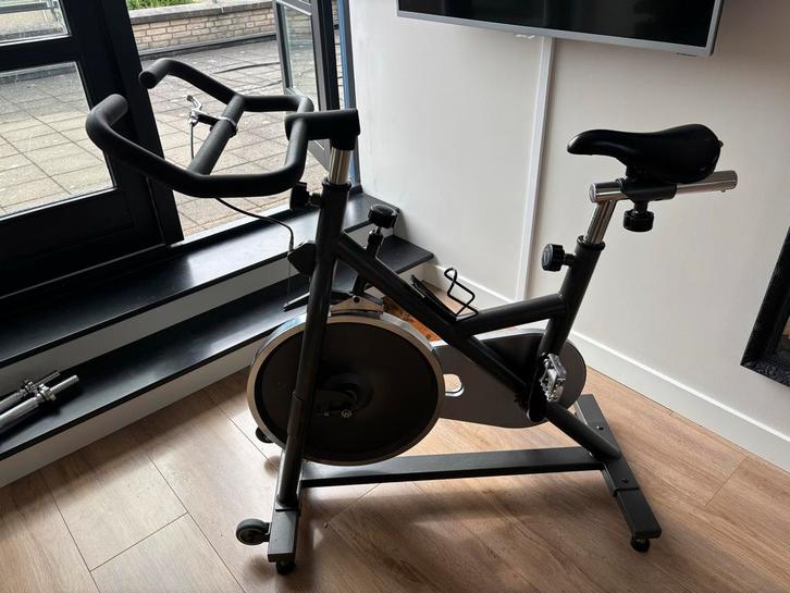Professionele spinningfiets Johnson, Sport en Fitness, Fitnessmaterialen, Gebruikt, Overige typen, Benen, Ophalen