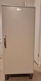 Malibu kast, Huis en Inrichting, Ophalen, Zo goed als nieuw