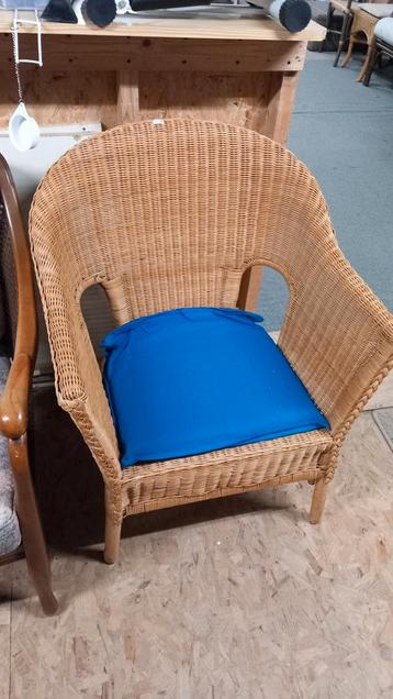 Rieten Stoelen grote keus beschikbaar voor biedingen