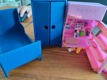 IKEA Huset poppenbedje en kast beschikbaar voor biedingen
