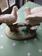 Duivenbeeld - Sierlijk en Elegant, Ophalen, Zo goed als nieuw, Dier