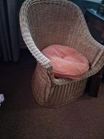 Rieten/ rotan stoel NU € 22.50 inclusief kussen, Verzamelen, Retro, Ophalen, Huis en Inrichting