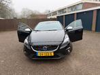 Volvo V40 2.0 D2 120PK 2015 Zwart, Auto's, Volvo, Voorwielaandrijving, USB, Zwart, 4 cilinders