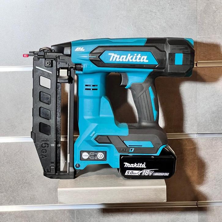 MAKITA DBN601Z 18V ACCU BRAD TACKER 16GA BRUSHLESS RECHT 1.6, Doe-het-zelf en Verbouw, Plinten en Afwerking, Nieuw, Overige typen