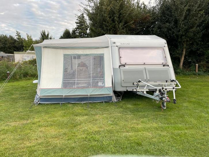 Fijne kip caravan 41EKL met mover en fietsendrager!, Caravans en Kamperen, Caravans, Particulier, tot en met 3, 750 - 1000 kg