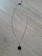 Zwarte onyx aan ketting, Ophalen of Verzenden, Nieuw, Zwart, Steen of Mineraal