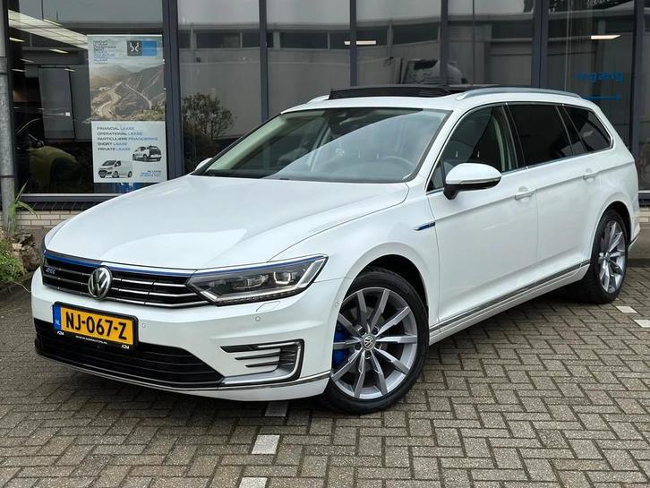 Volkswagen Passat Variant, Auto's, Volkswagen, Bedrijf, Te koop, Passat, 360° camera, ABS, Achteruitrijcamera, Adaptive Cruise Control