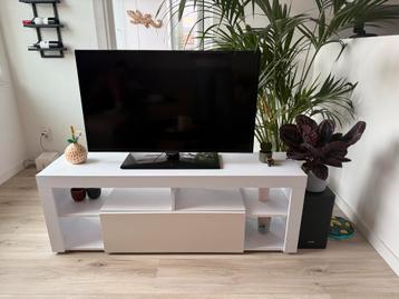 Tv Meubel - Wit - 140cm - Meubella beschikbaar voor biedingen