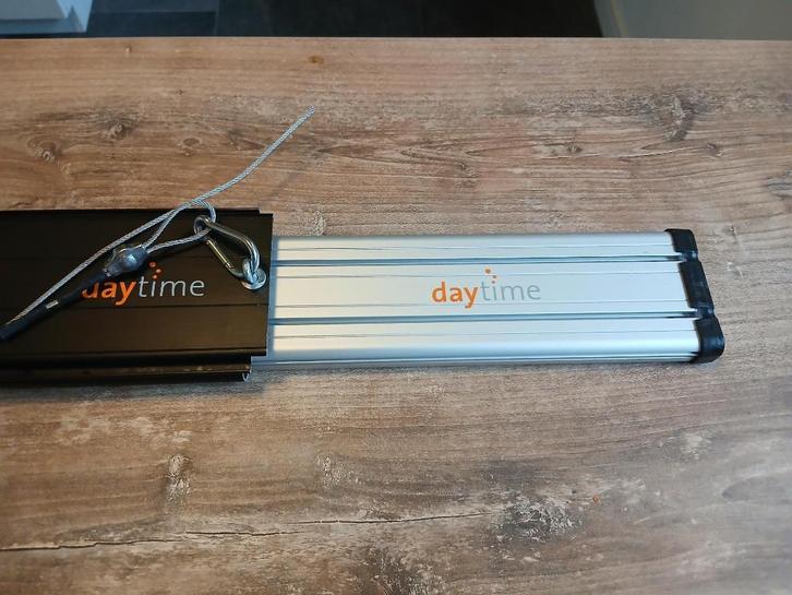 DAYTIME Aquarium verlichting, Dieren en Toebehoren, Vissen | Aquaria en Toebehoren, Zo goed als nieuw, Verlichting of Verwarming