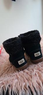 UGG voor  meisjes maat 25, UGG, Meisje, Laarsjes, Ophalen of Verzenden