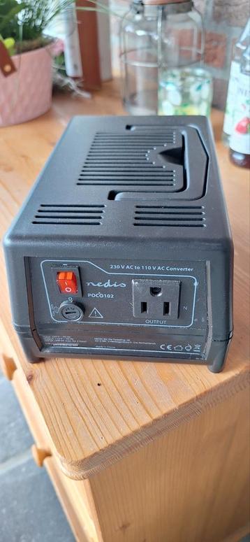 Omvormer 230v/110v beschikbaar voor biedingen