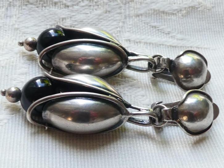 Royale Art Déco oorhangers van zilver  -   clips, Sieraden, Tassen en Uiterlijk, Antieke sieraden, Oorbellen, Zilver, Met edelsteen