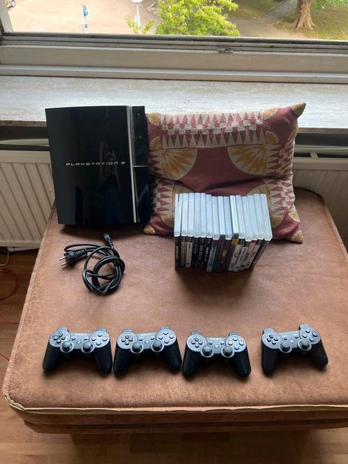Playstation 3 met 4 controllers en 15 Games, Spelcomputers en Games, Spelcomputers | Sony PlayStation 3, Gebruikt, Phat, 80 GB