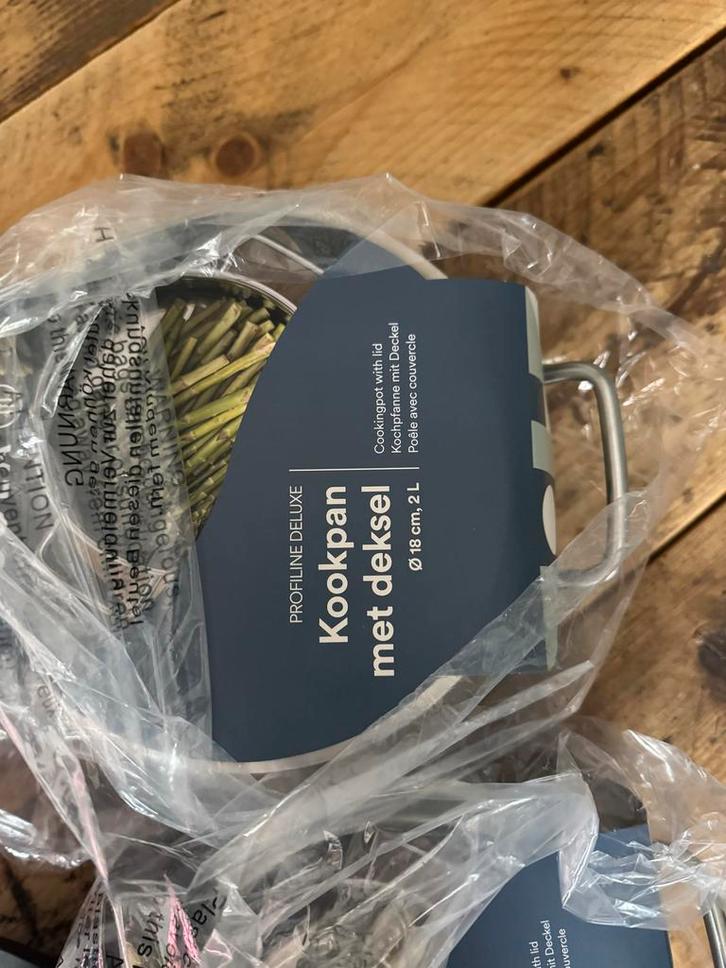 Atag HPS204B Pannenset - Nieuw in doos!, Huis en Inrichting, Keuken | Potten en Pannen, Nieuw, Pannenset, Rvs, Inductieplaat, Ophalen