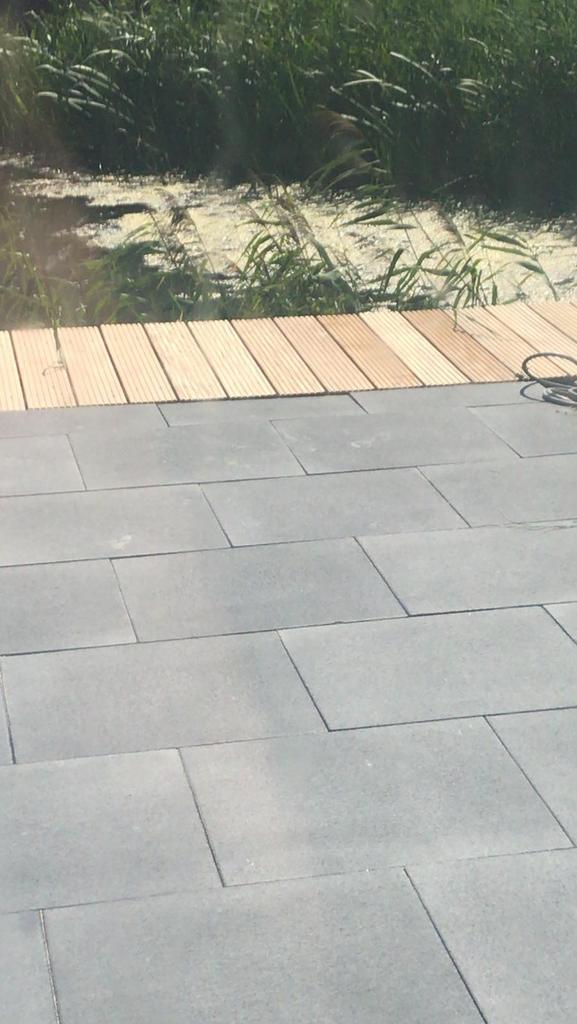 Tuintegels antraciet - 100m2 (oprit 60x60x6) en (60x60x4), Tuin en Terras, Tegels en Klinkers, Zo goed als nieuw, Terrastegels