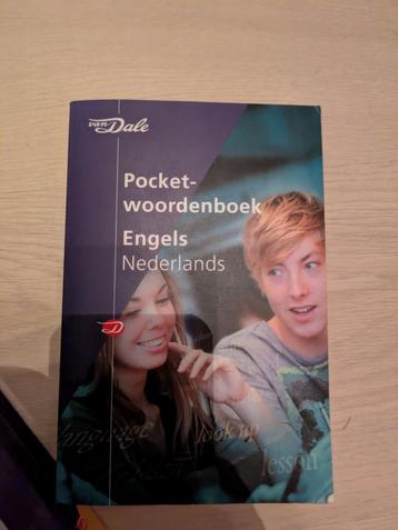 Pocket woordenboek Engels nederlands beschikbaar voor biedingen