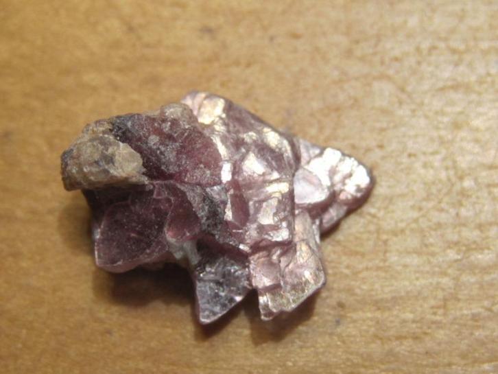m. 12x ruwe edelsteen kluster LEPIDOLIET (5) (mica), Verzamelen, Mineralen en Fossielen, Mineraal, Verzenden