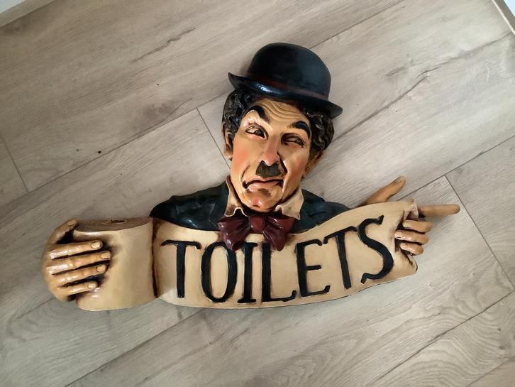 Chaplin Toilethouder - Uniek Decoratie Item, Huis en Inrichting, Woonaccessoires | Wanddecoraties, Gebruikt, Ophalen of Verzenden