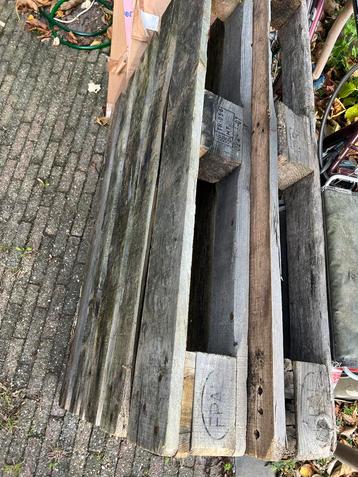 Europallets - 3 stuks beschikbaar voor biedingen