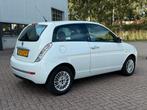 Lancia Ypsilon 1.2 2008 Wit airco, Auto's, Lancia, Voorwielaandrijving, Stof, 400 kg, Wit