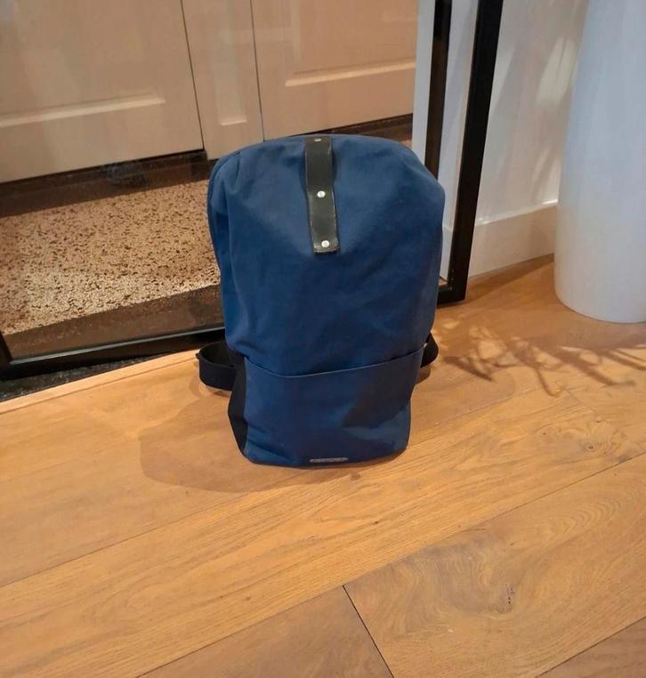 Brooks Dalston backpack 20l, Sieraden, Tassen en Uiterlijk, Tassen | Reistassen en Weekendtassen, Zo goed als nieuw, Blauw, 30 cm of meer