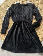 Geweldige velours jurkje shoeby 140, Kinderen en Baby's, Kinderkleding | Maat 140, Ophalen of Verzenden, Zo goed als nieuw, Meisje