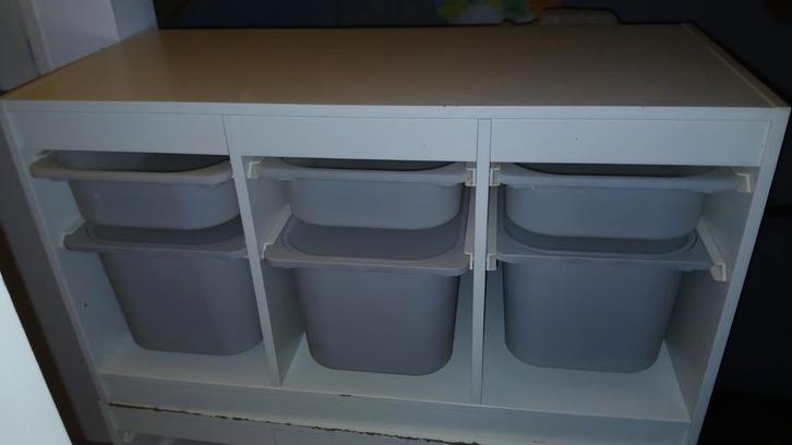 2x Ikea Trofast met bakken en deksels, Kinderen en Baby's, Kinderkamer | Commodes en Kasten, Gebruikt, Kast, Minder dan 90 cm