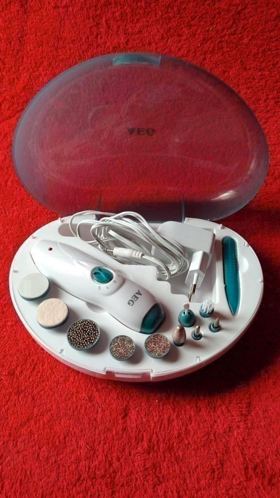AEG MPS 4920i manicure- en pedicureset, Witgoed en Apparatuur, Persoonlijke-verzorgingsapparatuur, Zo goed als nieuw, Hand- en Voetverzorging