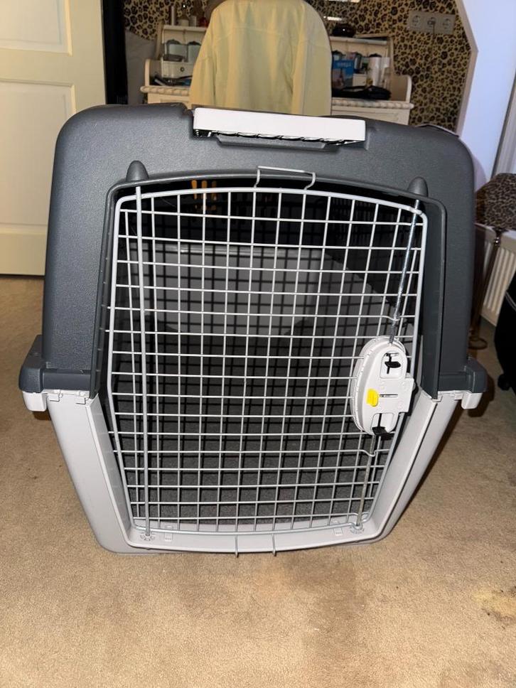 Trixie Transportbox Gulliver 6 (maat M–L), Dieren en Toebehoren, Hondenbenches, Nieuw, Ophalen