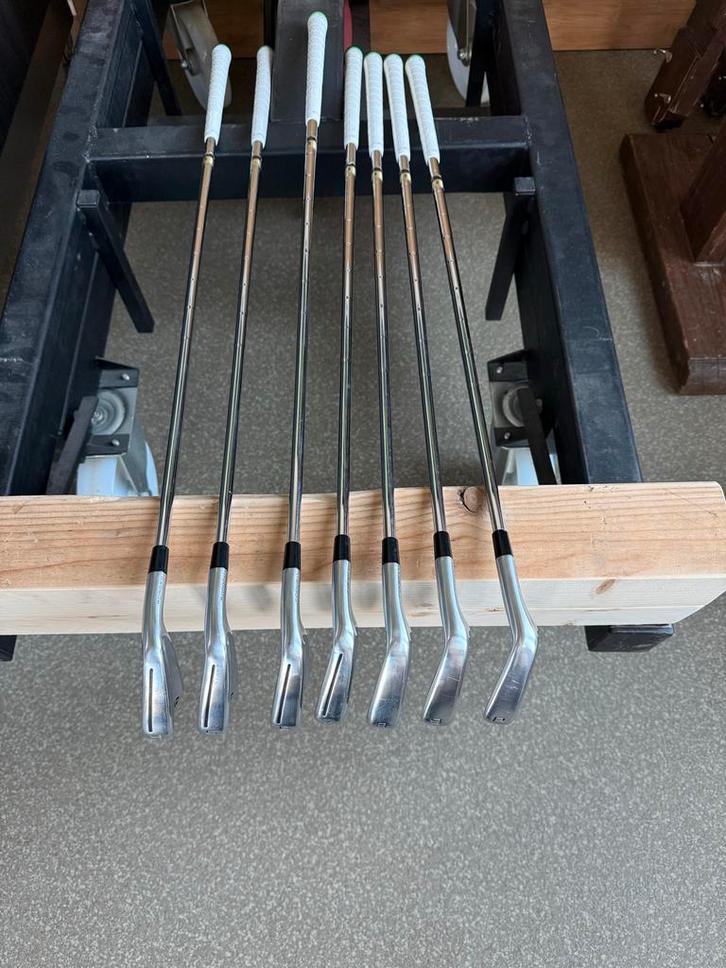 Taylormade P770 IJzers - Dynamic Gold S300 PW - 4, Sport en Fitness, Golf, Zo goed als nieuw, Set, Overige merken, Ophalen of Verzenden