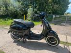 Vespa sprint custom uniek en geen schade! Bezorgen mogelijk, Fietsen en Brommers, Scooters | Vespa, Ophalen of Verzenden, Zo goed als nieuw