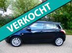 Suzuki Swift 1.2 Bandit 94pk 5-deurs 2e eigenaar Airco Cruis, Voorwielaandrijving, Stof, Gebruikt, 1242 cc