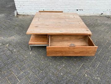Houten Salontafel met Lades beschikbaar voor biedingen