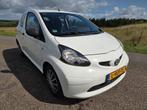 Toyota Aygo 1.0 12V Vvt-i 3DRS MMT 2008 Wit, Voorwielaandrijving, 4 stoelen, Bedrijf, Handgeschakeld