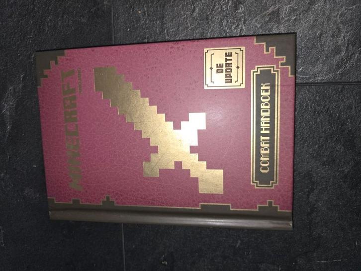 Minecraft boek, Boeken, Overige Boeken, Zo goed als nieuw, Ophalen of Verzenden