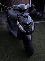 2 takt zip, Fietsen en Brommers, Scooters | Piaggio, Ophalen, Tweetakt, Gebruikt, Maximaal 45 km/u
