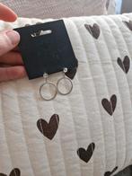 Oorbellen shoeby, Ophalen of Verzenden, Nieuw, Overige materialen, Knopjes of Stekers