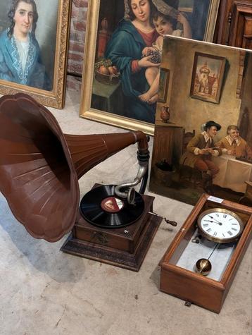 Antieke grammofoon 75 hoog spelend €185. beschikbaar voor biedingen