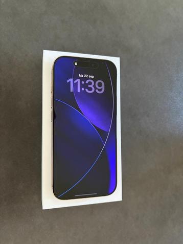 iPhone 16 Pro 128GB - Desert Titanium - AppleCare+ & Factuur beschikbaar voor biedingen