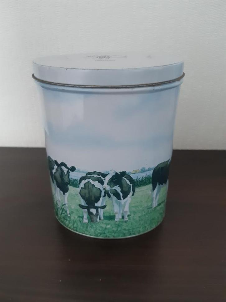 blik Wiebe van der Zee - Beste stuurlui - ovaal - koeien, Verzamelen, Blikken, Gebruikt, Overige, Overige merken, Ophalen of Verzenden