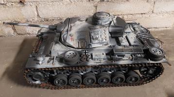 Lot 1/16 panzer en figuren (panzer III VERKOCHT) beschikbaar voor biedingen