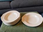 Villeroy & Boch, model Alba. 8 Diepe borden / soepborden, Huis en Inrichting, Keuken | Servies, Ophalen of Verzenden, Zo goed als nieuw