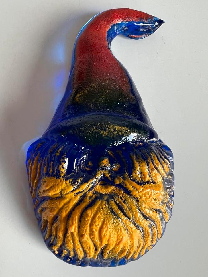 Kosta Boda Tomte Kabouter ‘Trassel’ Wandobject Kjell Engman, Antiek en Kunst, Kunst | Designobjecten, Ophalen of Verzenden