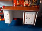 Vintage wit bureau gecapitonneerd (skai) leer (retro), Ophalen, Gebruikt, Bureau
